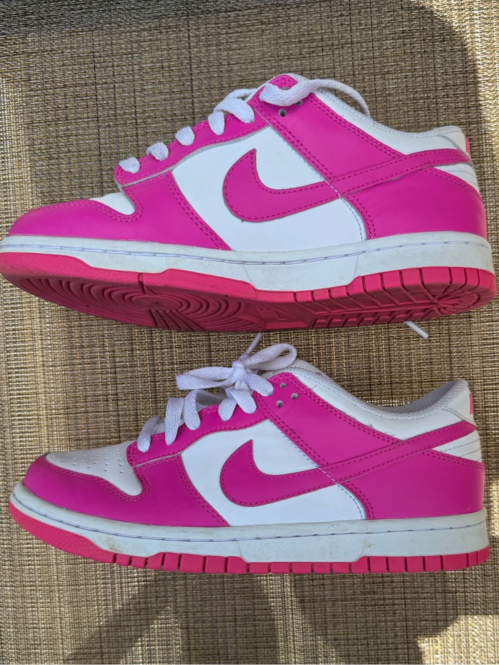 Nike dunk low pink/white size 5Y